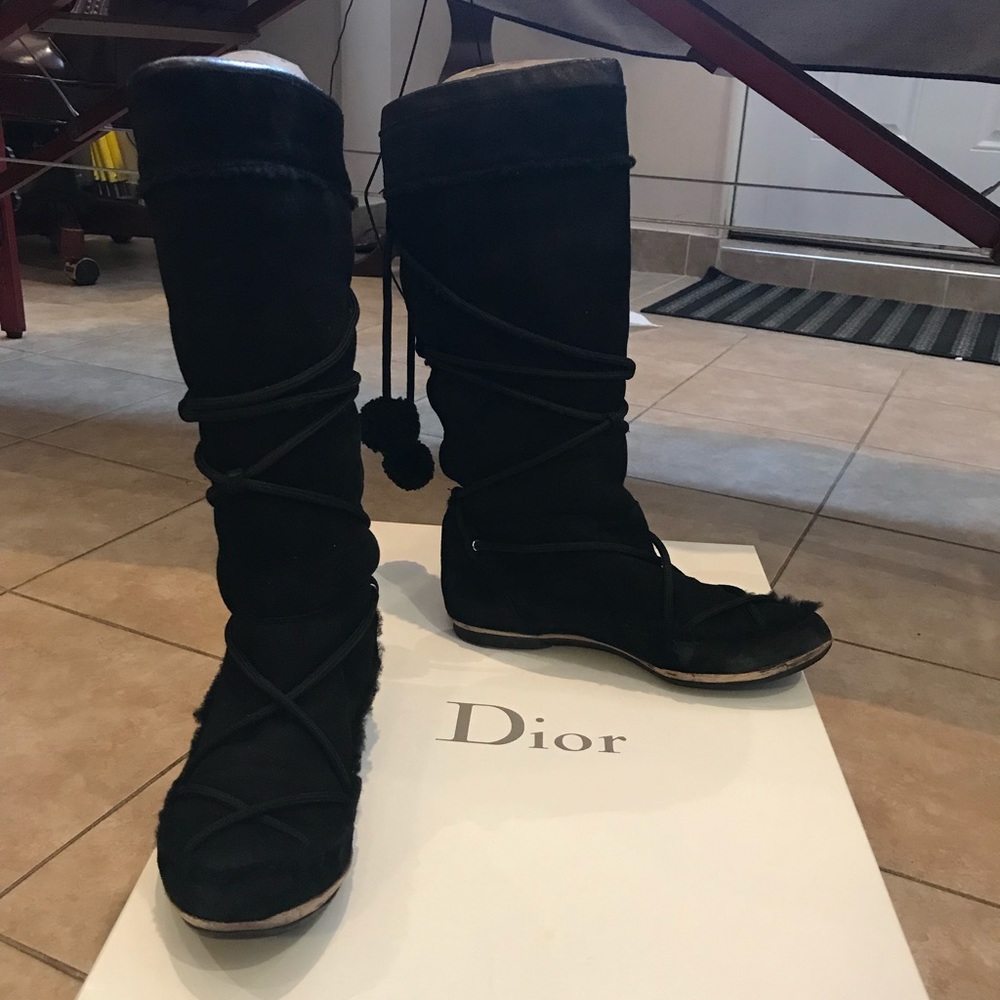 Christian Dior Fur lined Snow Boots Black - Picture 2 of 8